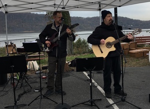 Andrew V Craig and Rich Dashnaw as part of the Riverarts Music Tour